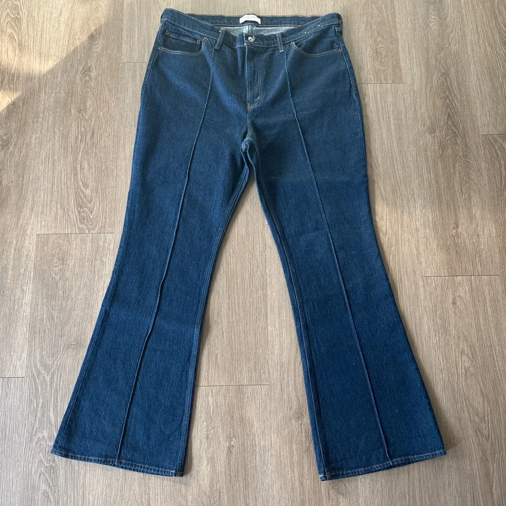 Abercrombie & Fitch Vintage Flare High Rise Jeans – Size 34 / 18L - Picture 6 of 10